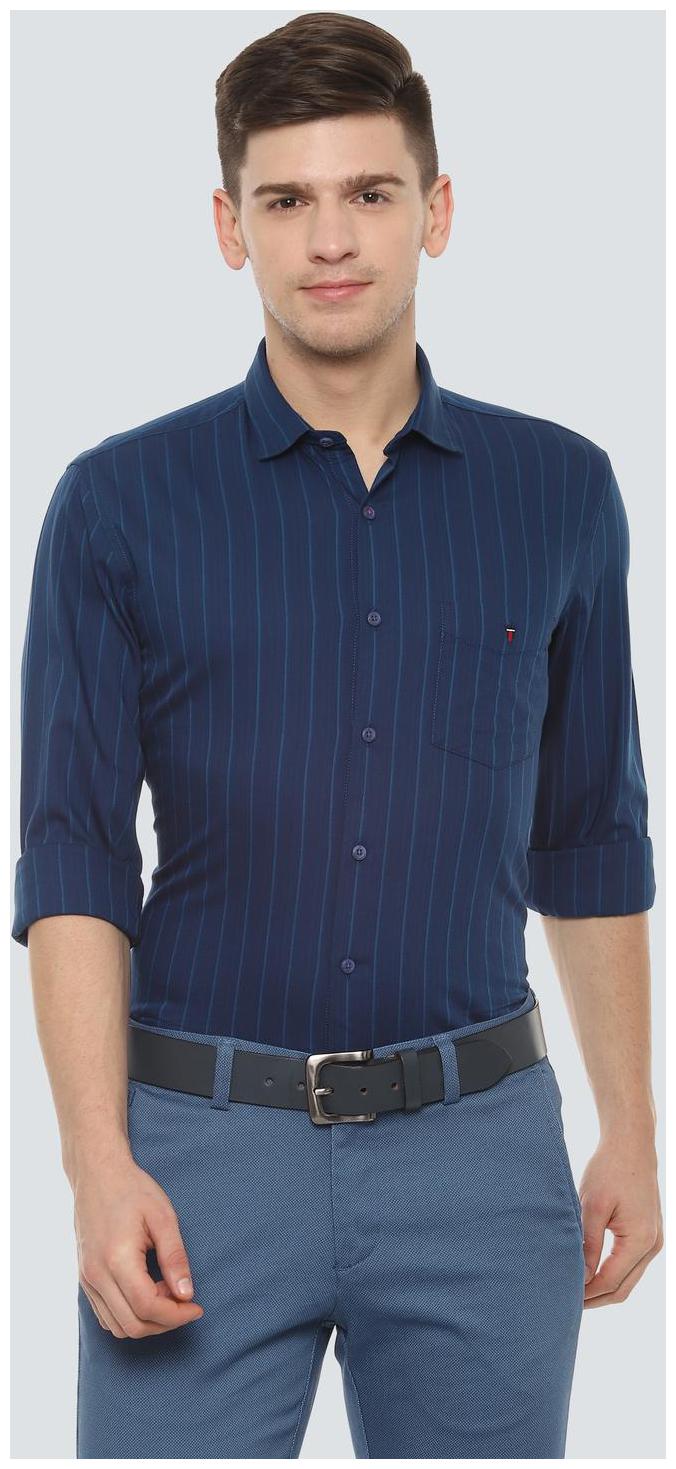 

Louis Philippe Men Blue Vertical Stripes Super Slim Fit Casual Shirt