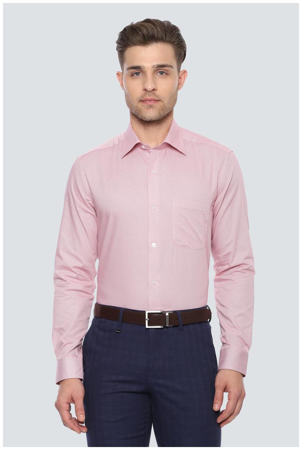 

Louis Philippe Men Regular fit Formal Shirt - Pink