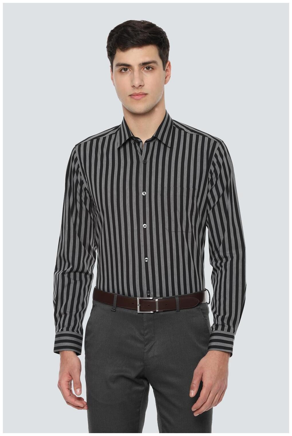 

Louis Philippe Men Slim fit Formal Shirt - Black Grey