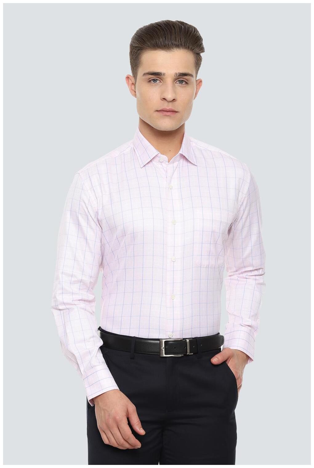 

Louis Philippe Men Regular fit Formal Shirt - Pink