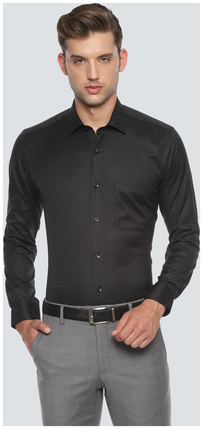 

Louis Philippe Men Slim fit Formal Shirt - Black