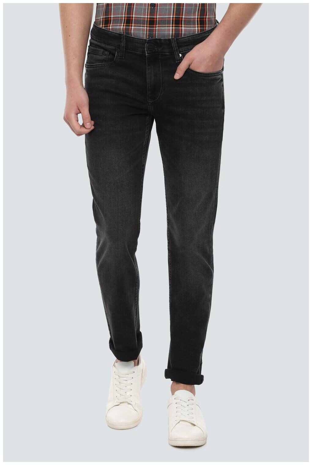

Louis Philippe Men Black Slim Fit Jeans