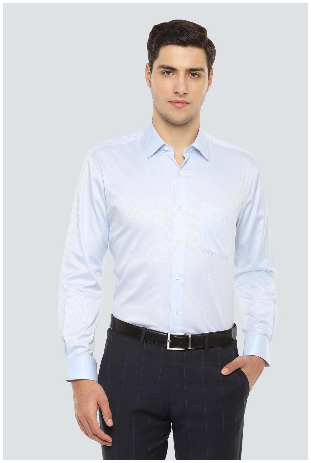 

Louis Philippe Men Regular fit Formal Shirt - Blue