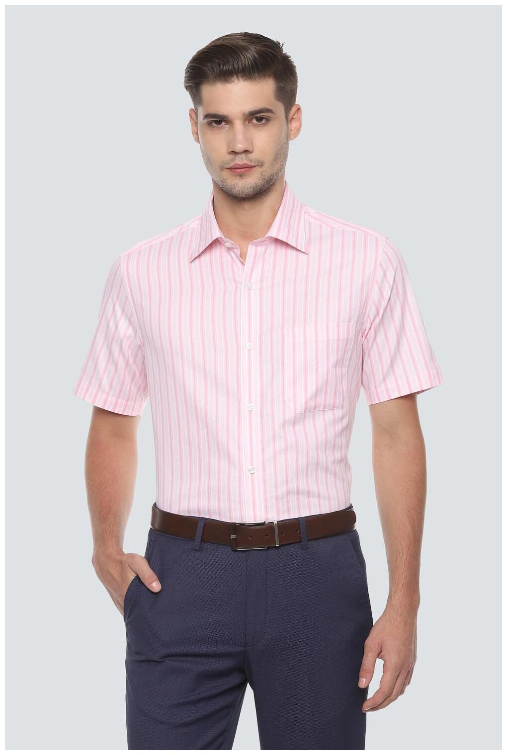 

Louis Philippe Men Regular fit Formal Shirt - Pink
