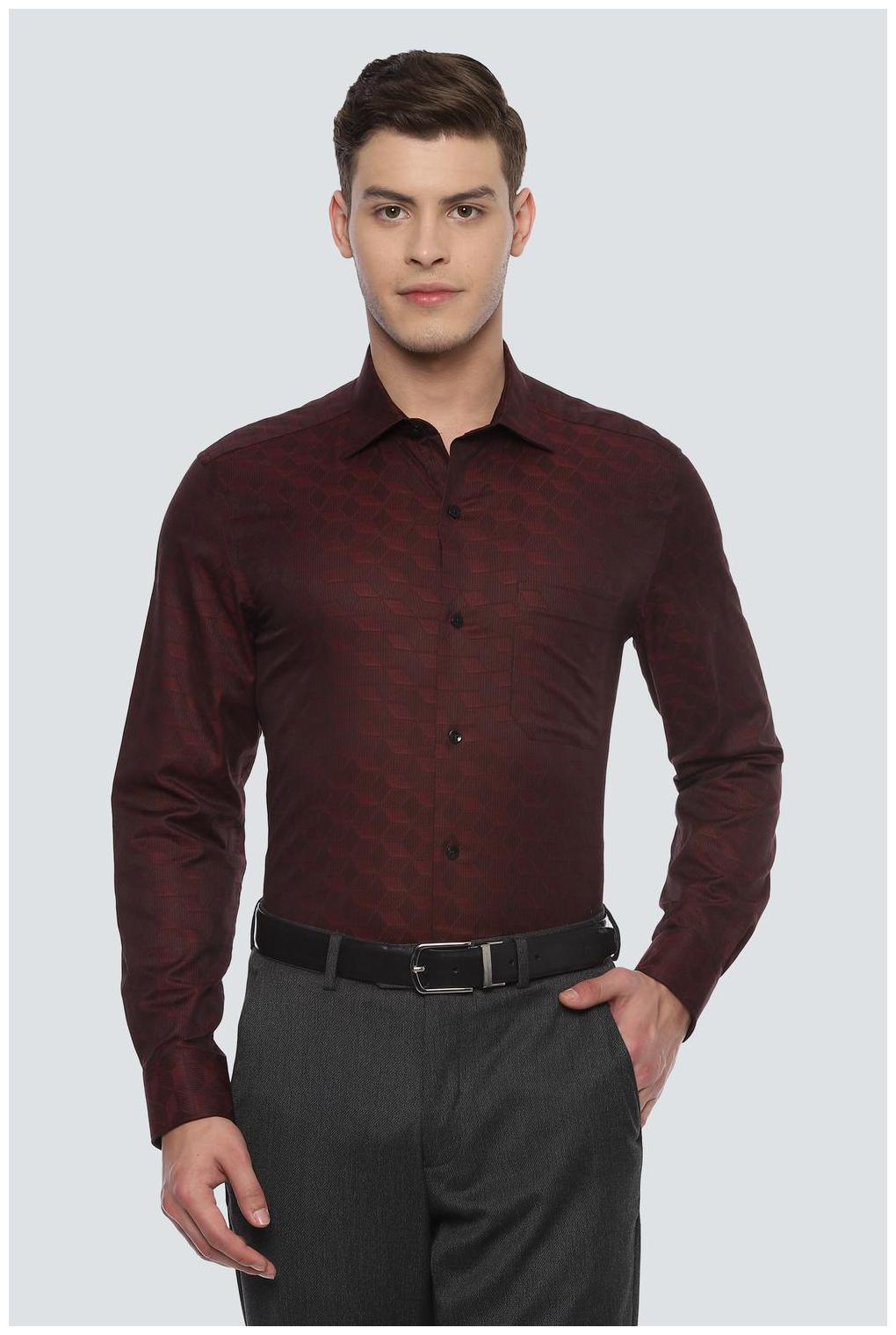 

Louis Philippe Men Regular fit Formal Shirt - Maroon