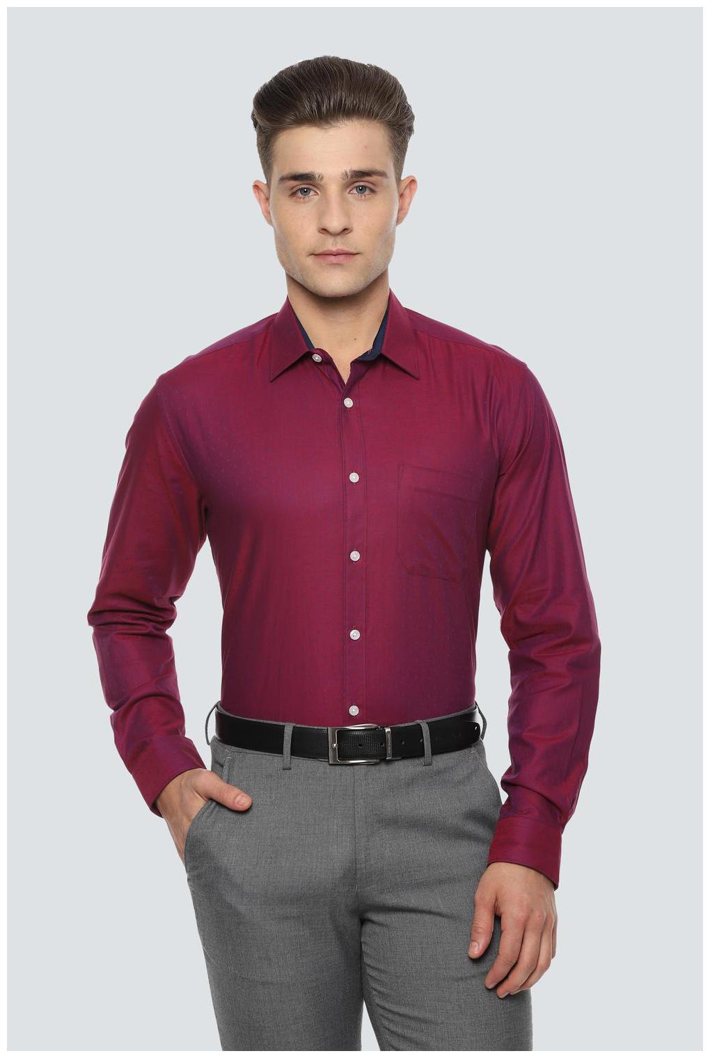 

Louis Philippe Men Slim fit Formal Shirt - Maroon