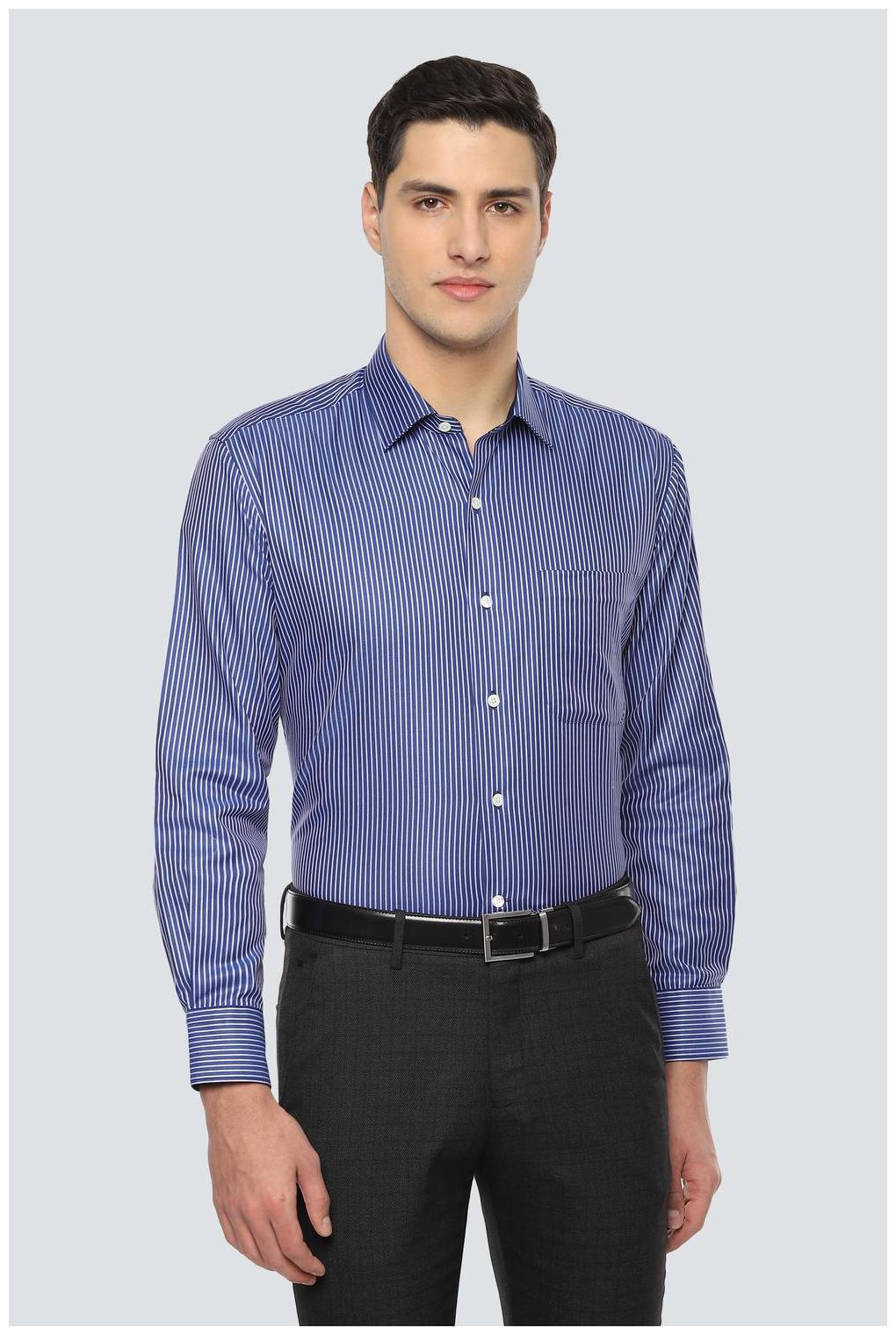 

Louis Philippe Men Regular fit Formal Shirt - Blue