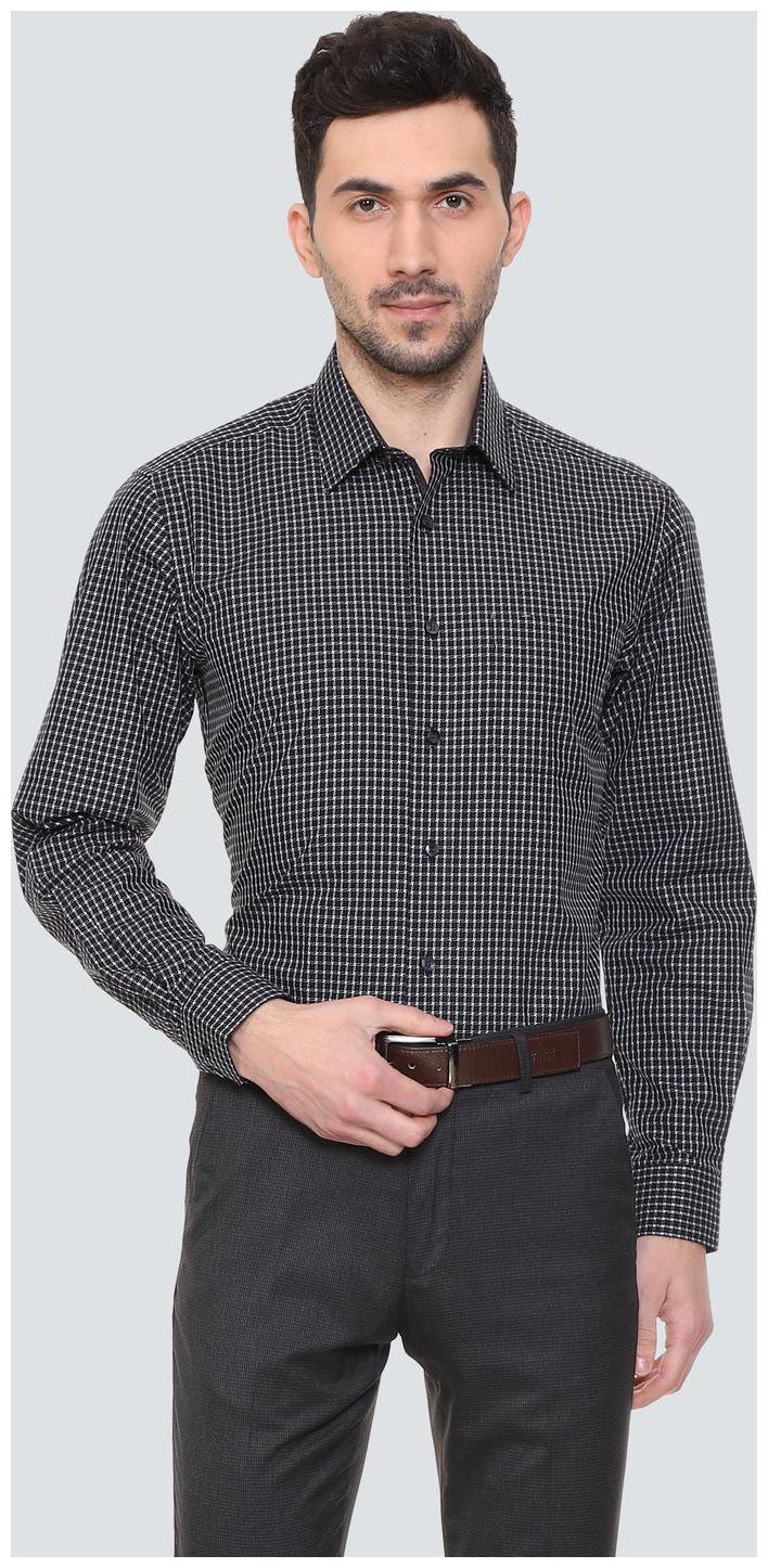 

Louis Philippe Men Slim fit Formal Shirt - Black