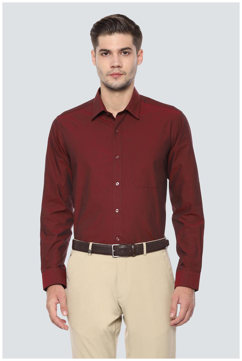 

Louis Philippe Men Slim fit Formal Shirt - Maroon