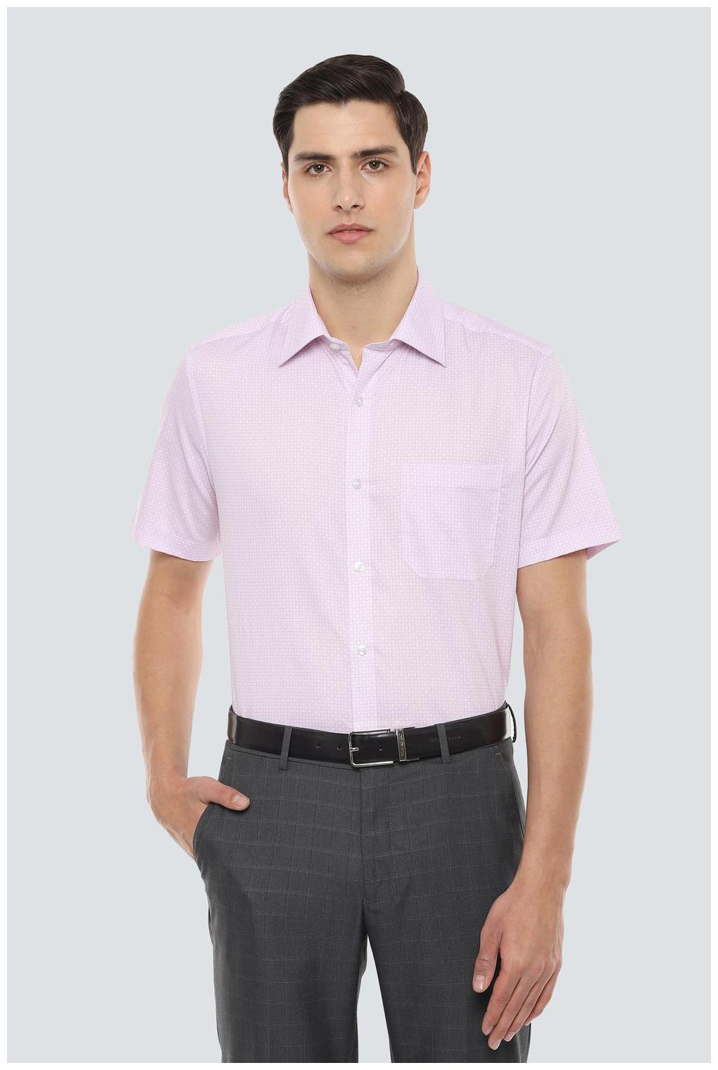 

Louis Philippe Men Regular fit Formal Shirt - Purple