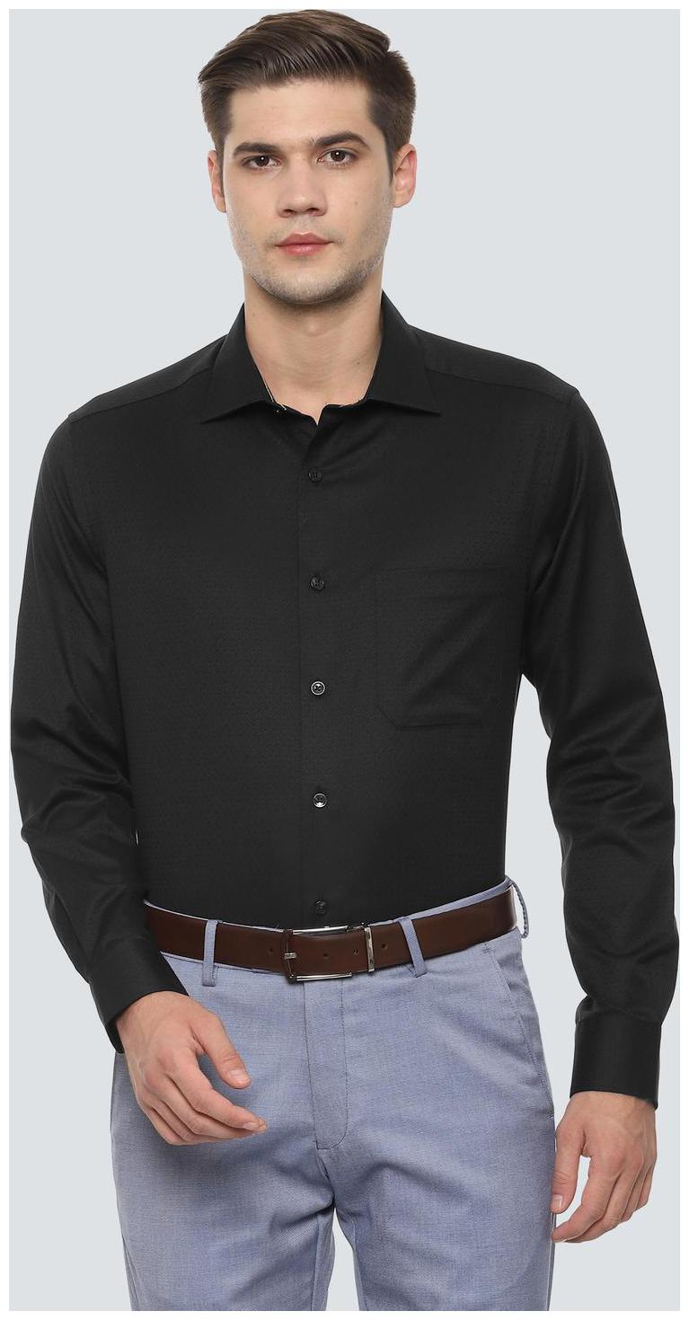 

Louis Philippe Men Regular fit Formal Shirt - Black