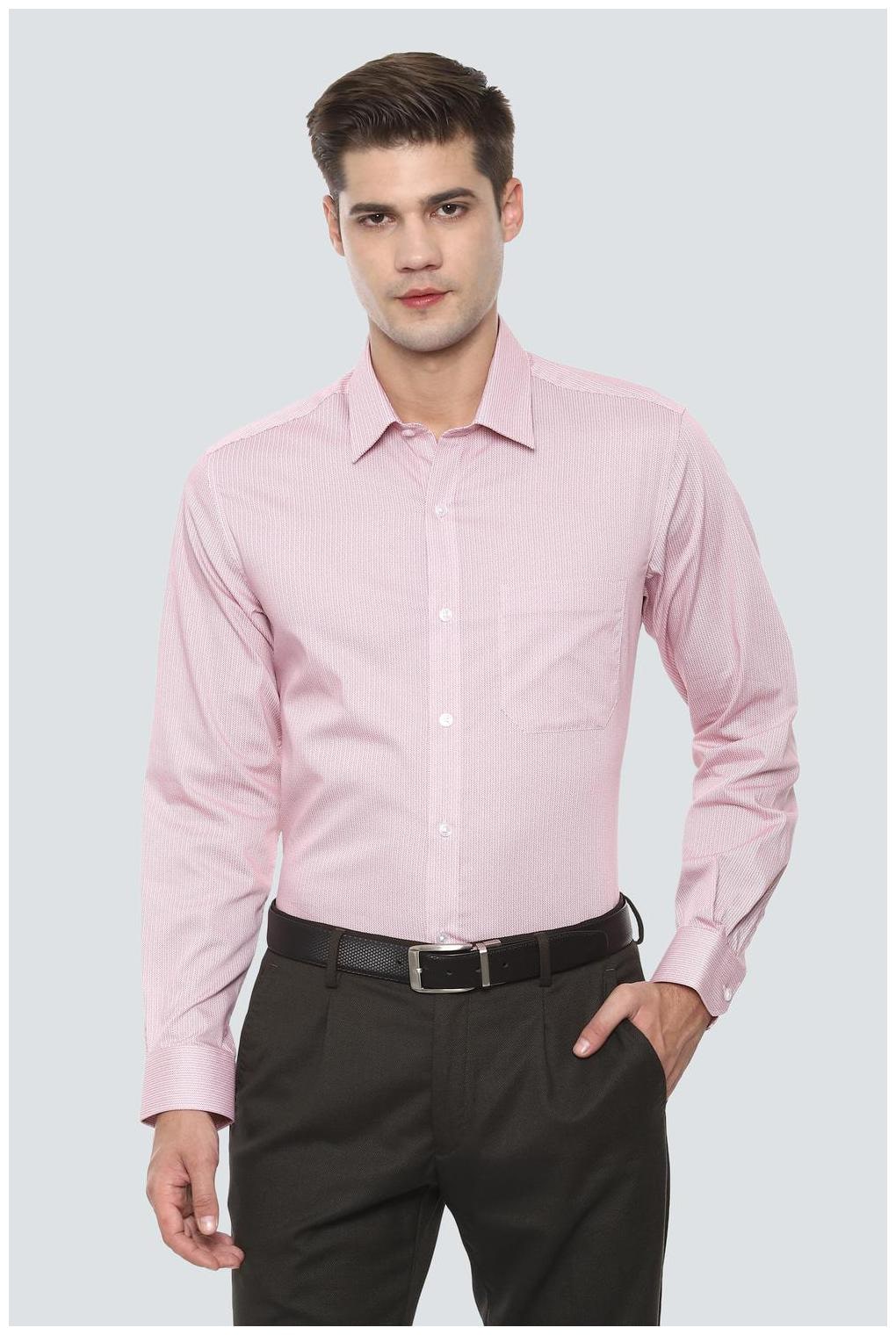

Louis Philippe Men Slim fit Formal Shirt - Pink