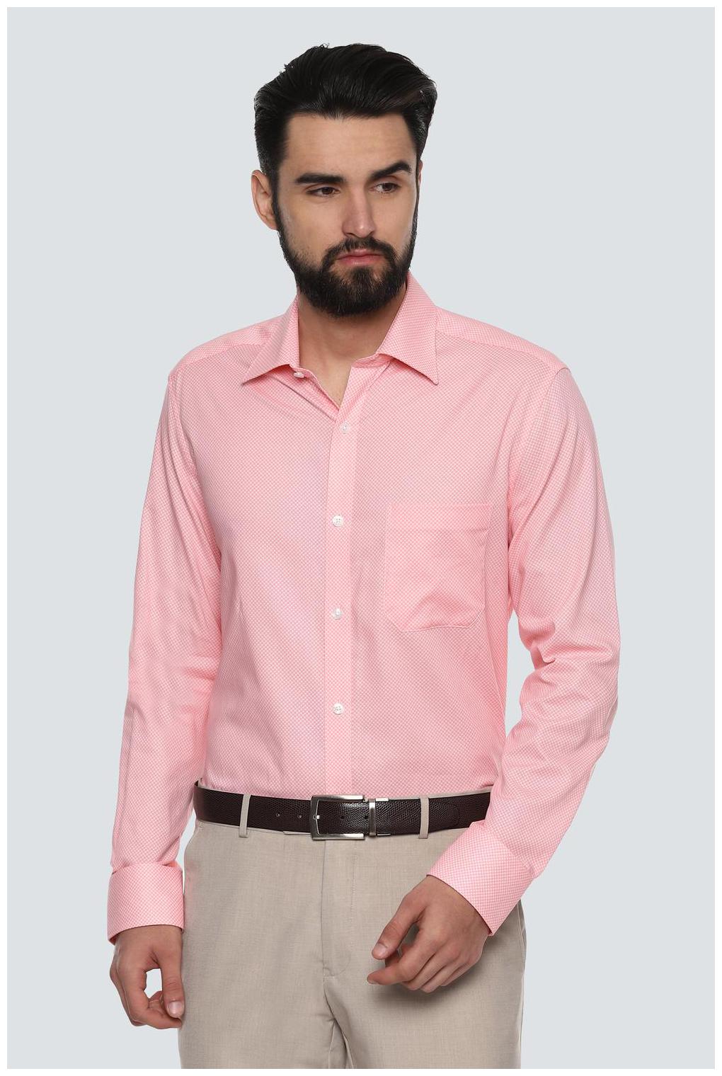 

Louis Philippe Men Regular fit Formal Shirt - Pink