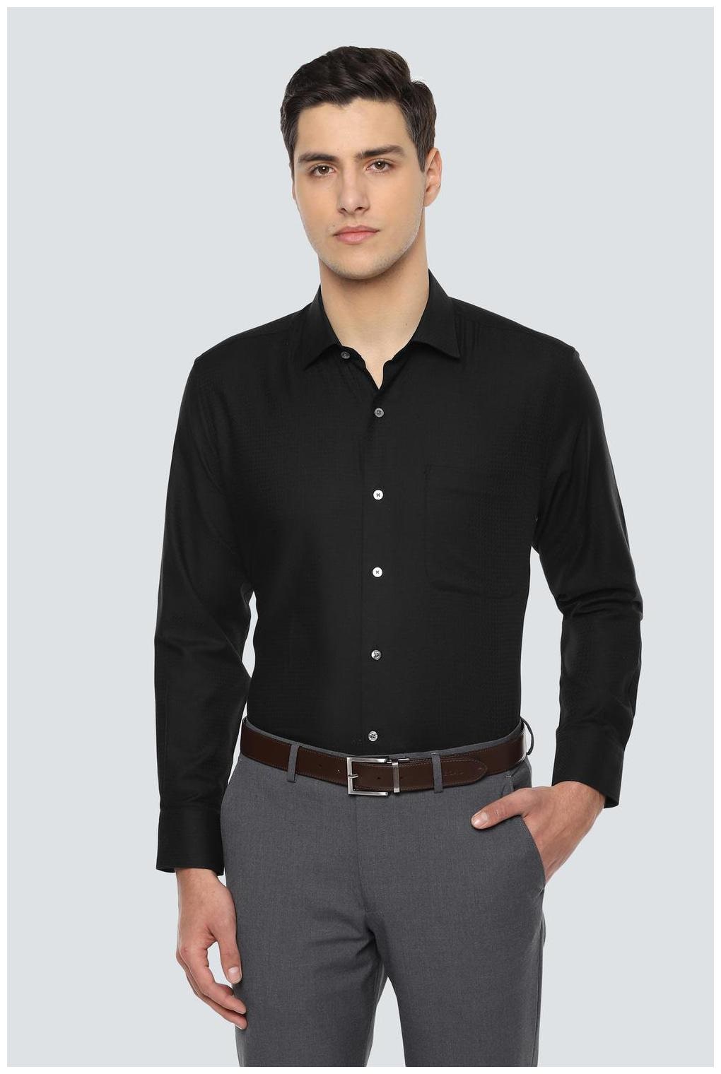 

Louis Philippe Men Regular fit Formal Shirt - Black