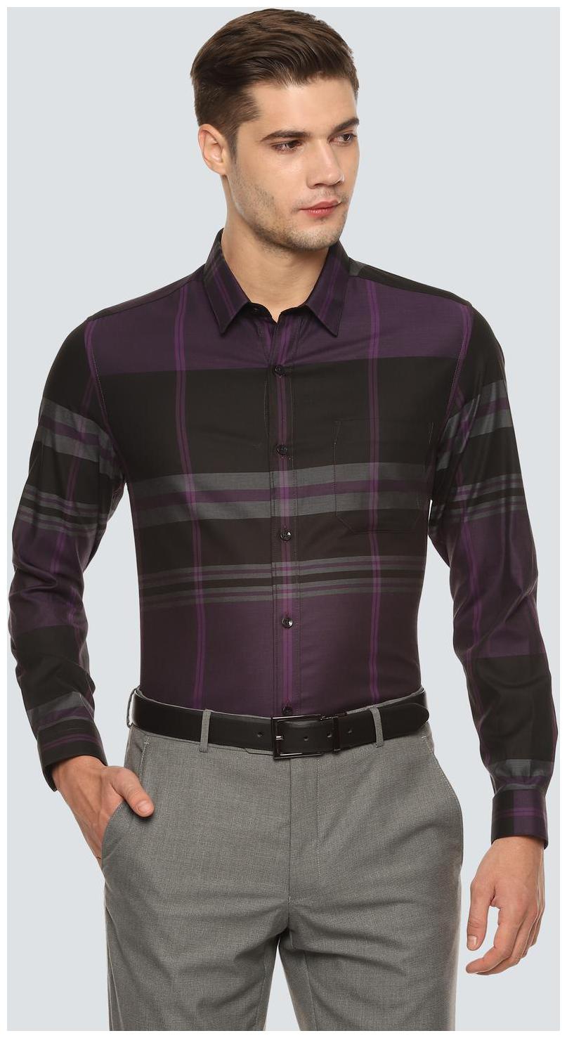 

Louis Philippe Men Slim fit Formal Shirt - Black