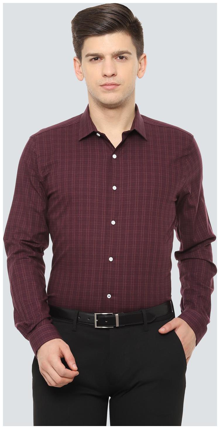 

Louis Philippe Men Maroon Checked Super Slim Fit Casual Shirt
