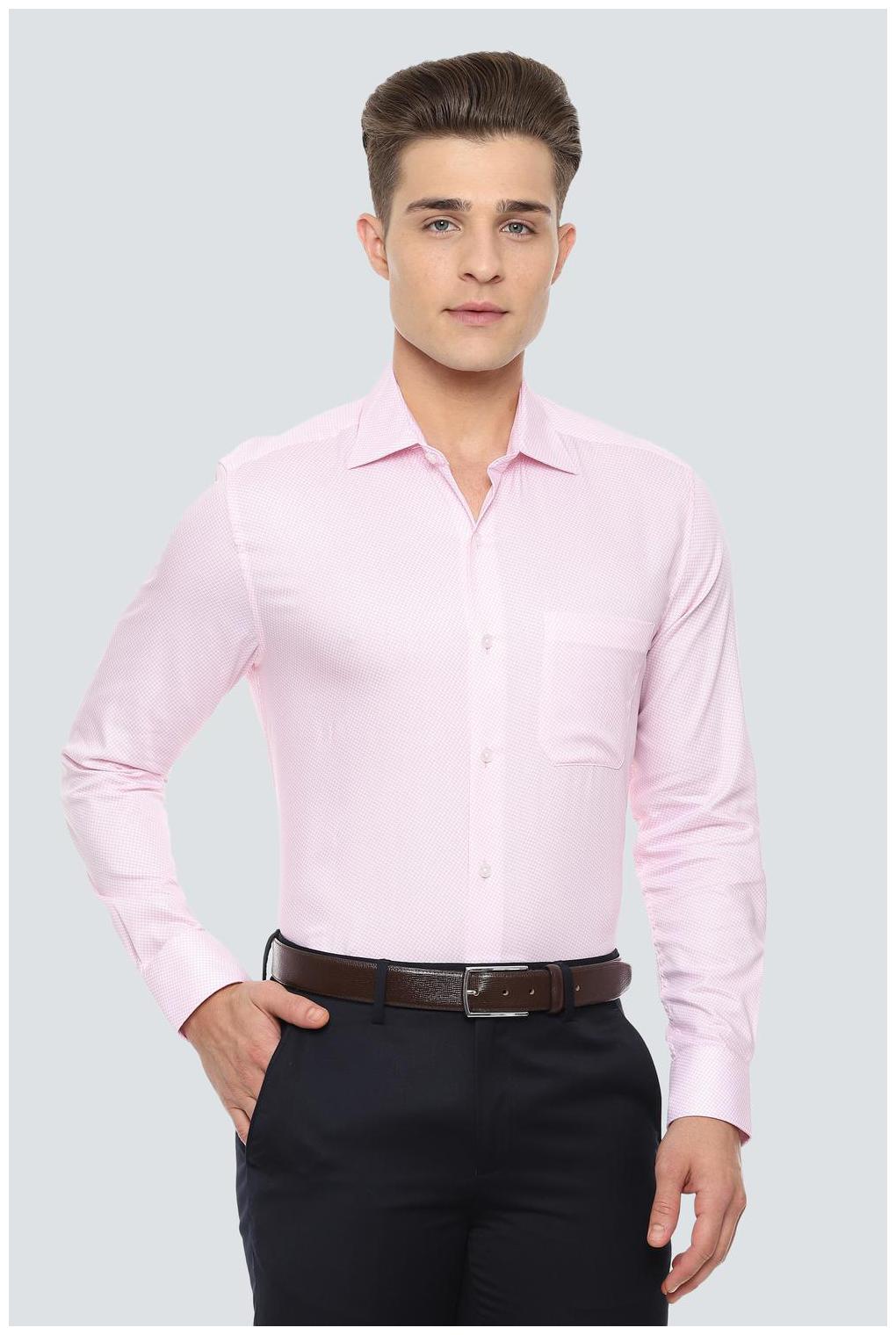 

Louis Philippe Men Regular fit Formal Shirt - Pink
