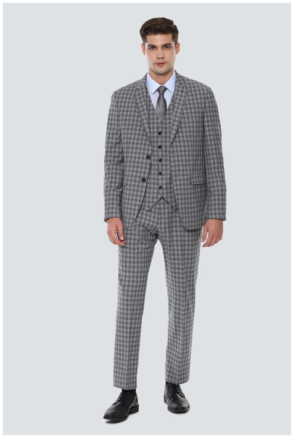 

Louis Philippe Grey Four Piece Suit