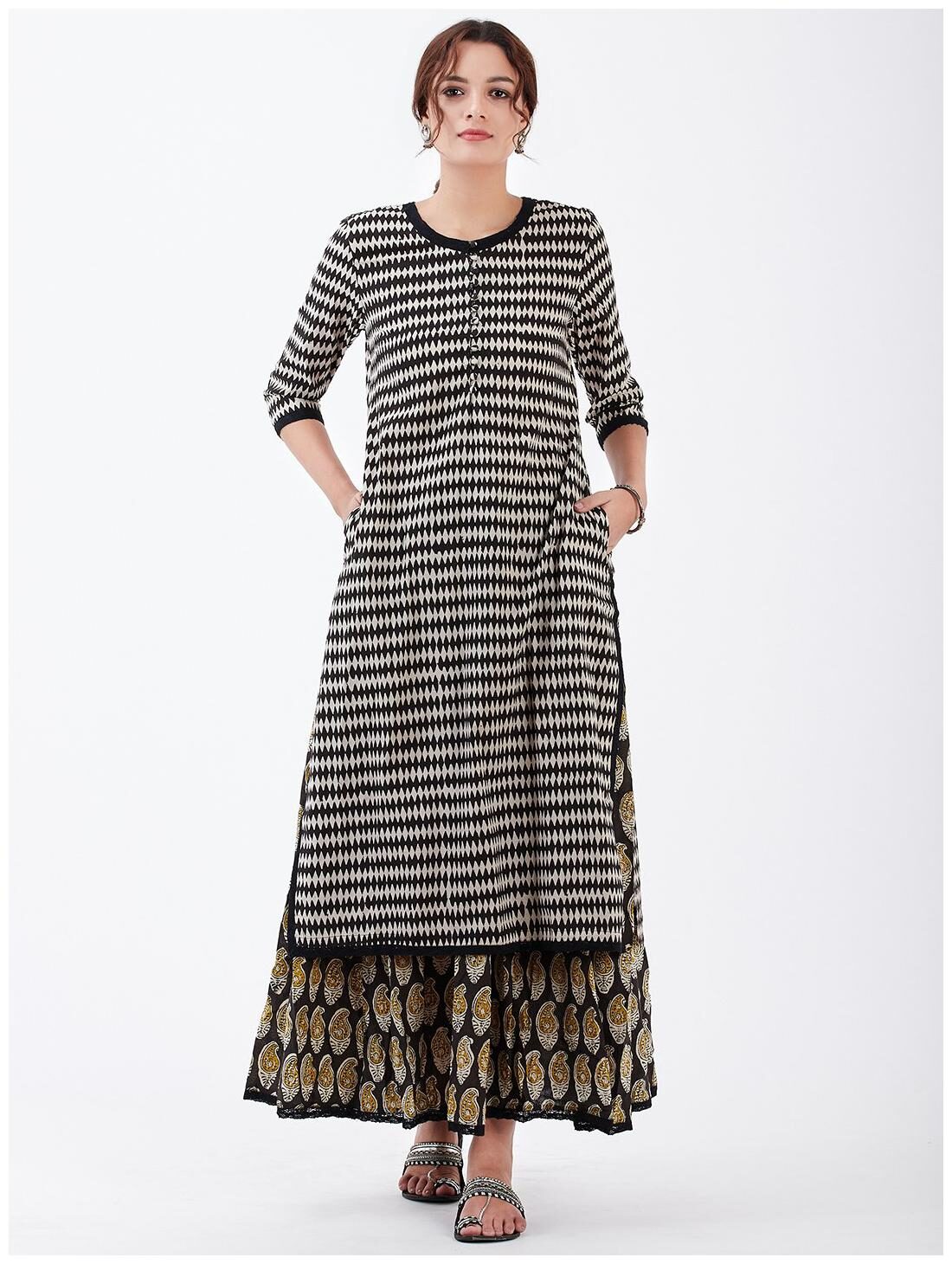 

Lyla Women Black Printed Regular Kurta With Skirt