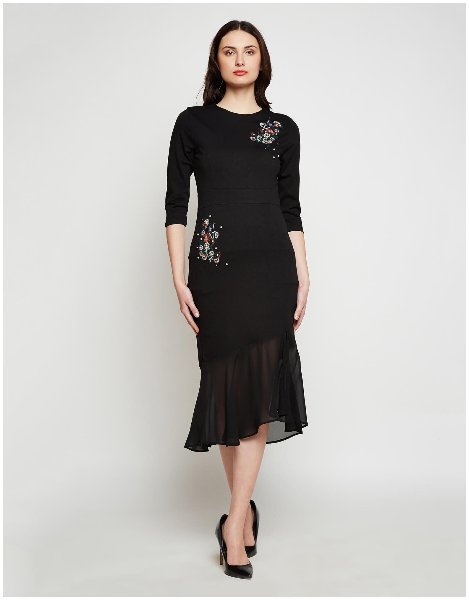 

Madame Black Embroidered Bodycon dress