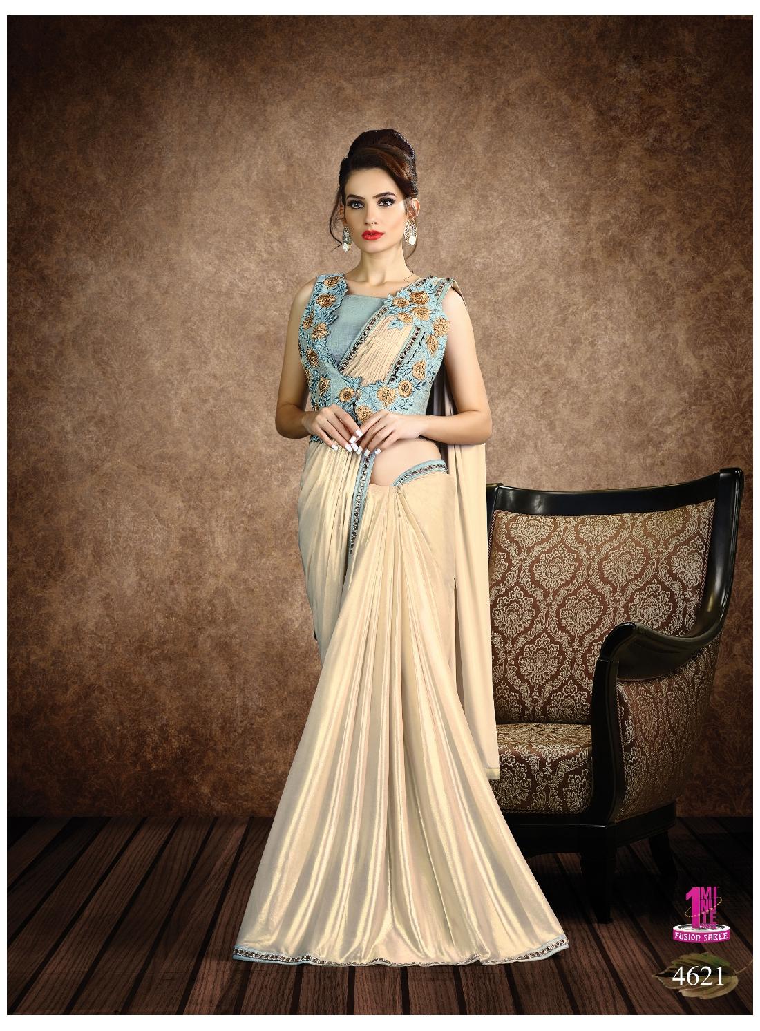 

Mahotsav Beige Solid Kanchipuram Silk Designer Saree With Blouse With blouse