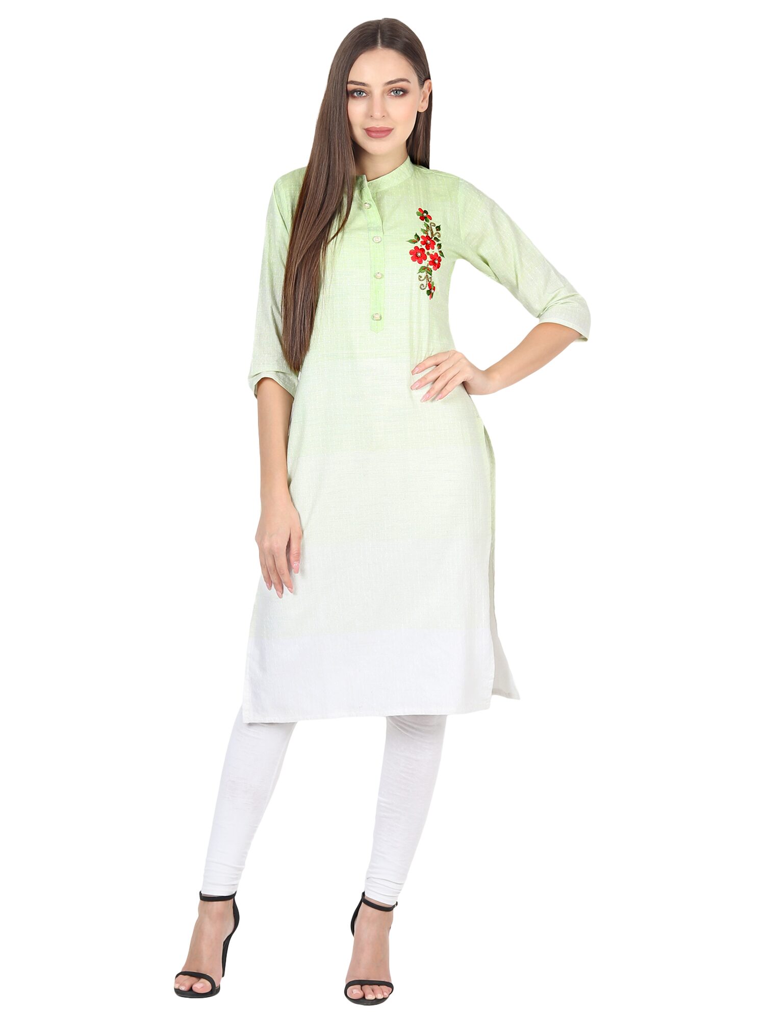 

MAN QUEEN Women Green Embroidered Straight Kurta