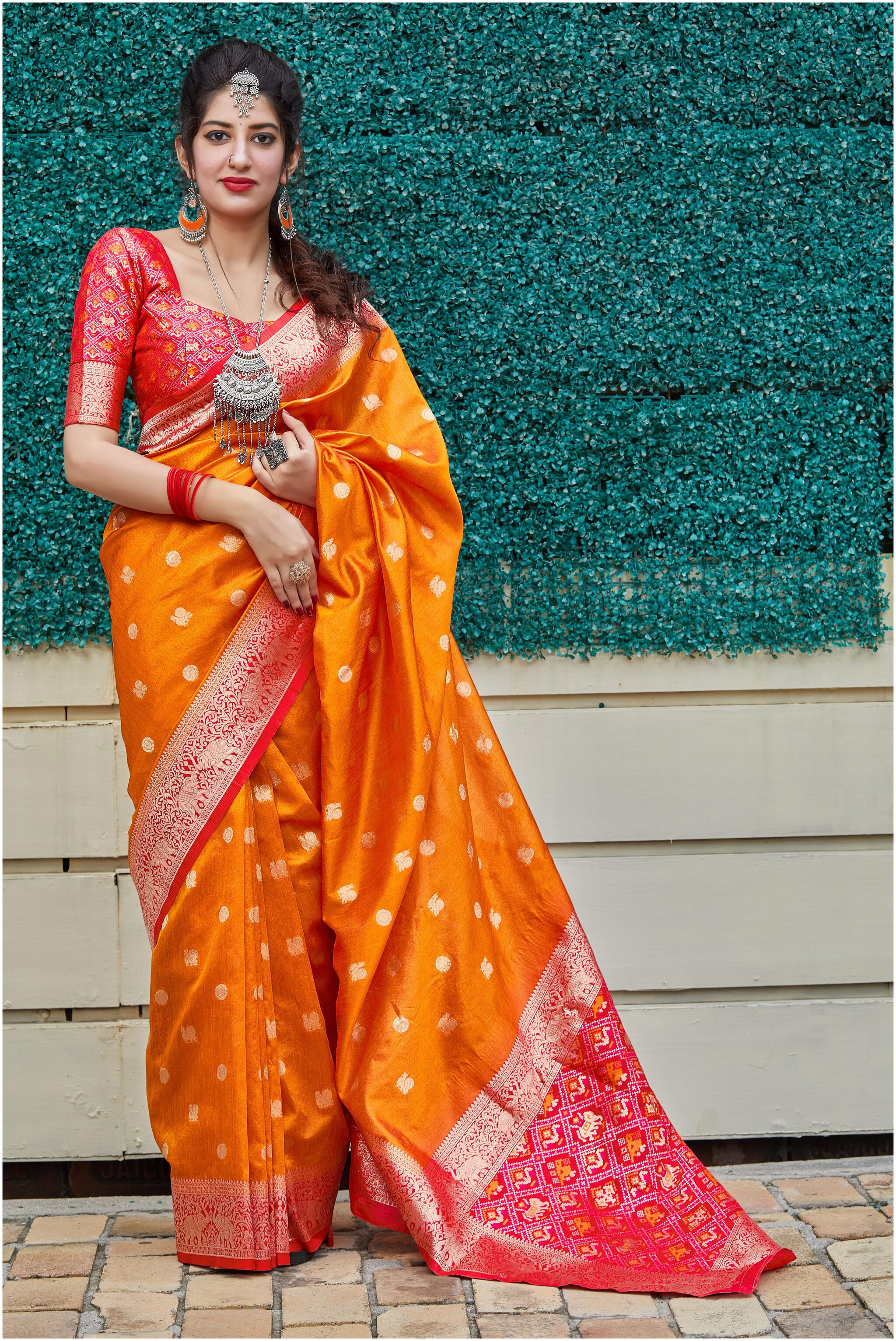 

Manohari Jacquard Woven Orange Color Saree with Blouse