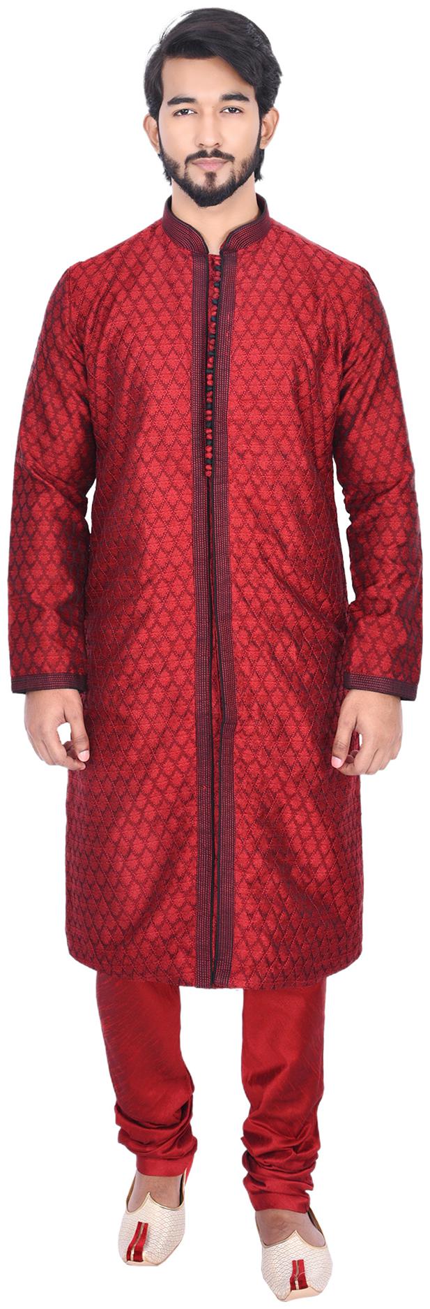 

Manyavar Men Maroon Full Sleeve Kurta Paired with Churidar