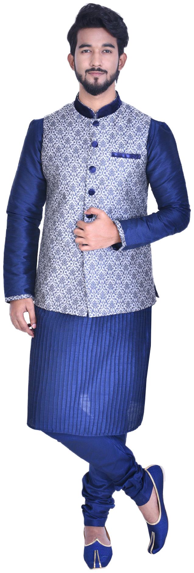 

Manyavar Men Blue Full Sleeve Kurta Paired with Churidar Nehru Jacket