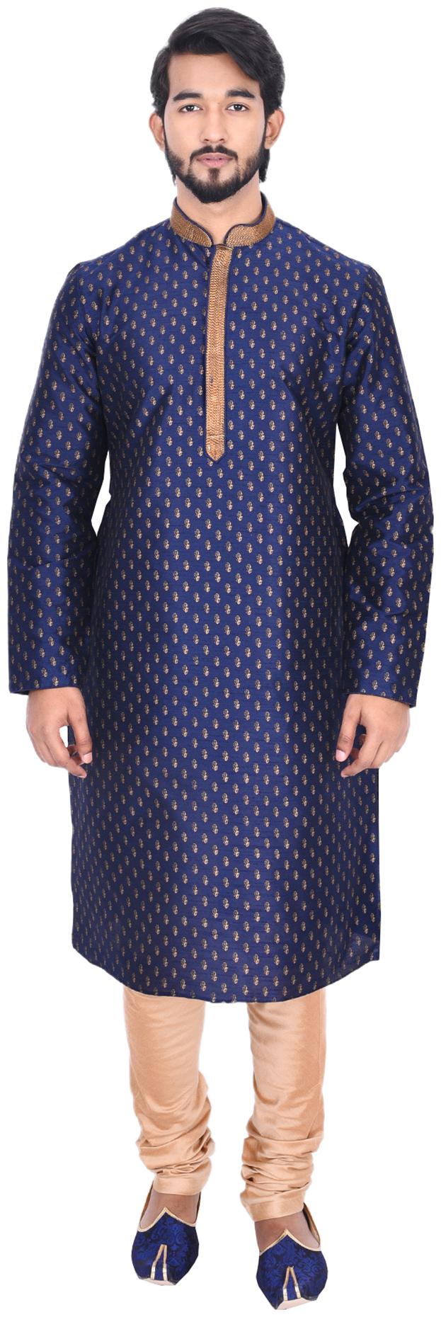 

Manyavar Men Blue Full Sleeve Printed Kurta Paired with Churidar