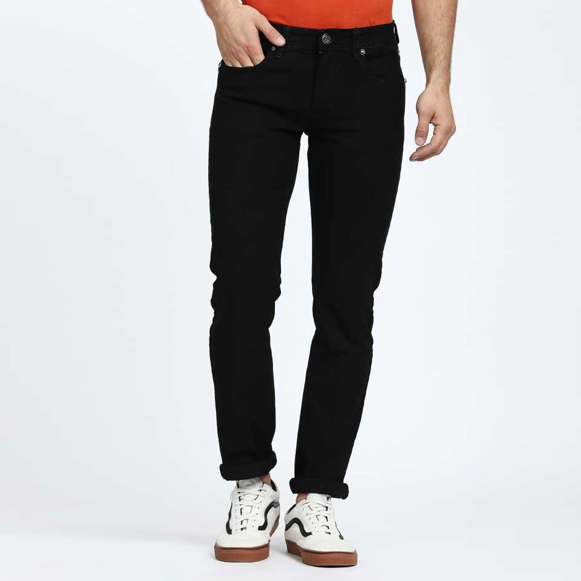 

Masterly Weft Men Black Slim Fit Jeans