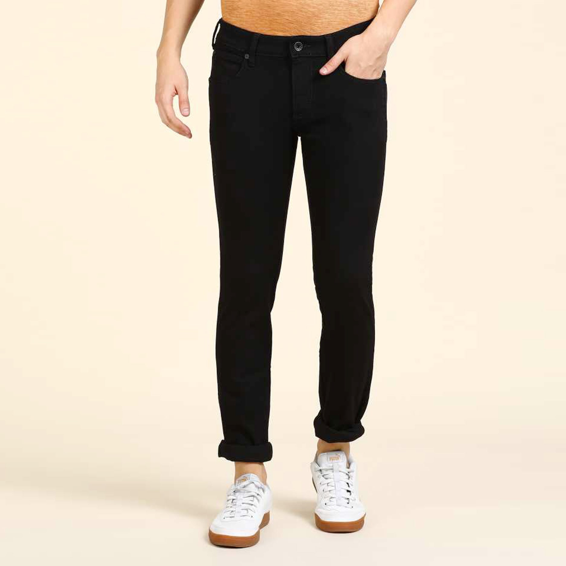 

Masterly Weft Men Black Slim Fit Jeans