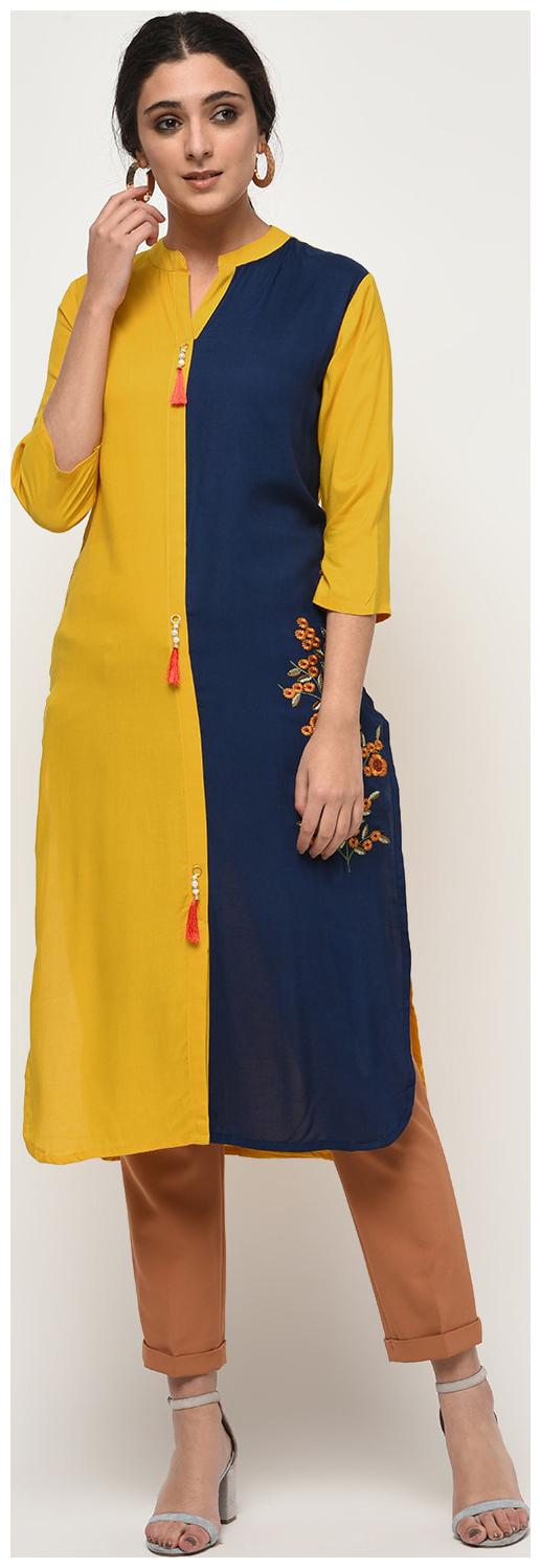 

Mehsoos Women Multi Embroidered Straight Kurti