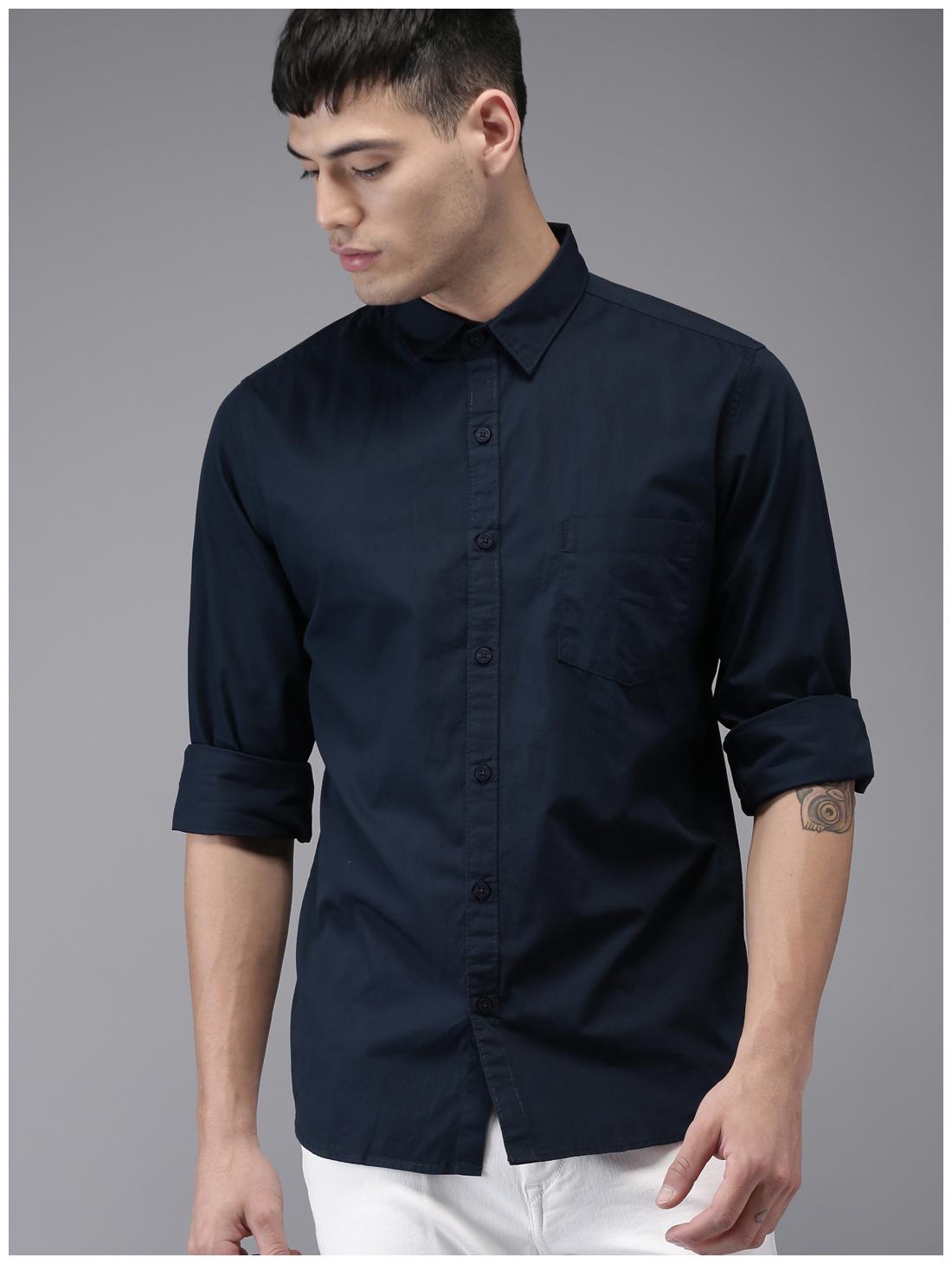 

The Hanger Men Navy Blue Solid Slim Fit Casual Shirt