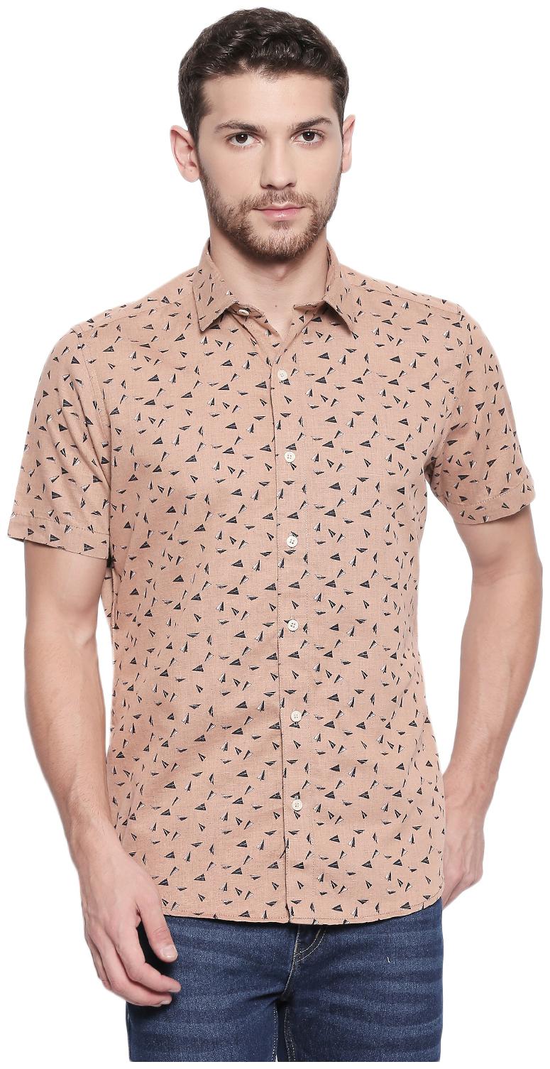 

EVOQ Men Brown Printed Regular Fit Casual Shirt