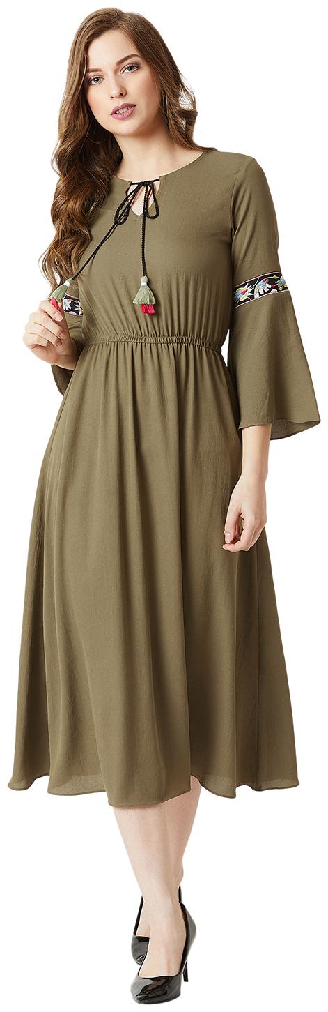

Miss Chase Crepe Solid Regular Sleeves Fit Flare Dress - Green