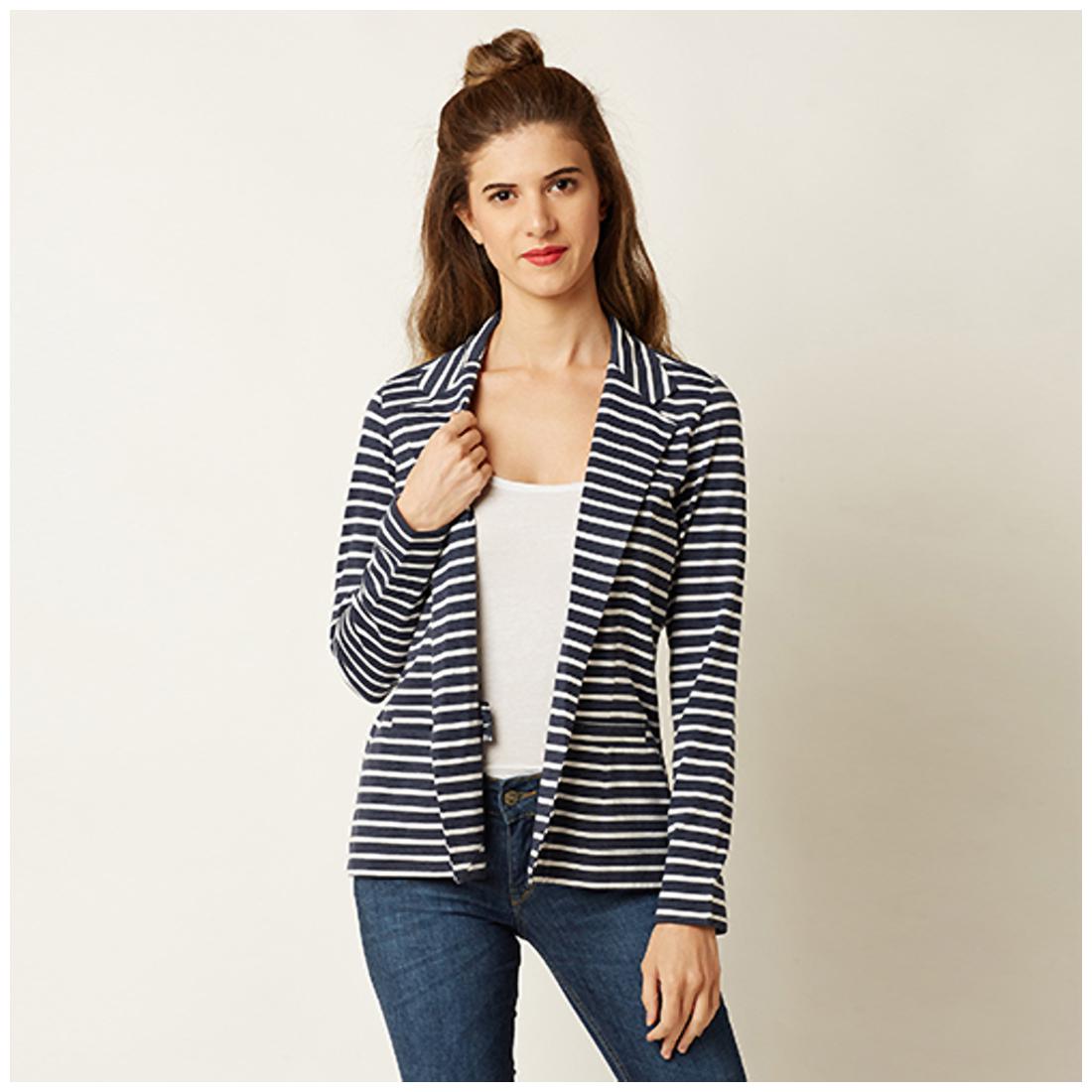 

Miss Chase Women Floral Regular Jacket - Multi