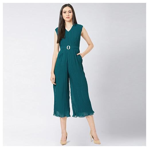 

Miss Chase Solid Jumpsuit - Green