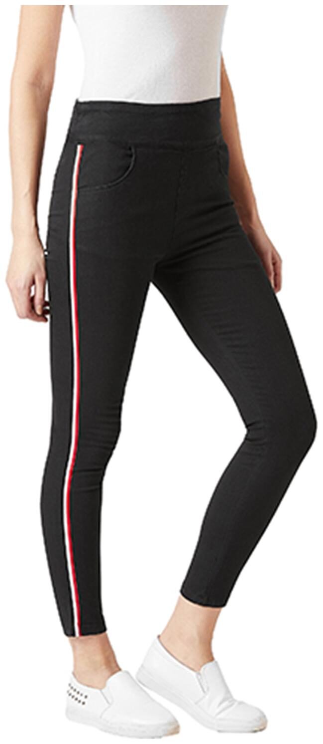 

Miss Chase Women Black Skinny fit Jegging