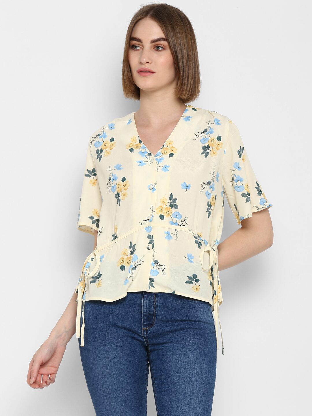 

Mode by Red Tape Women Printed Regular tunic - Yellow