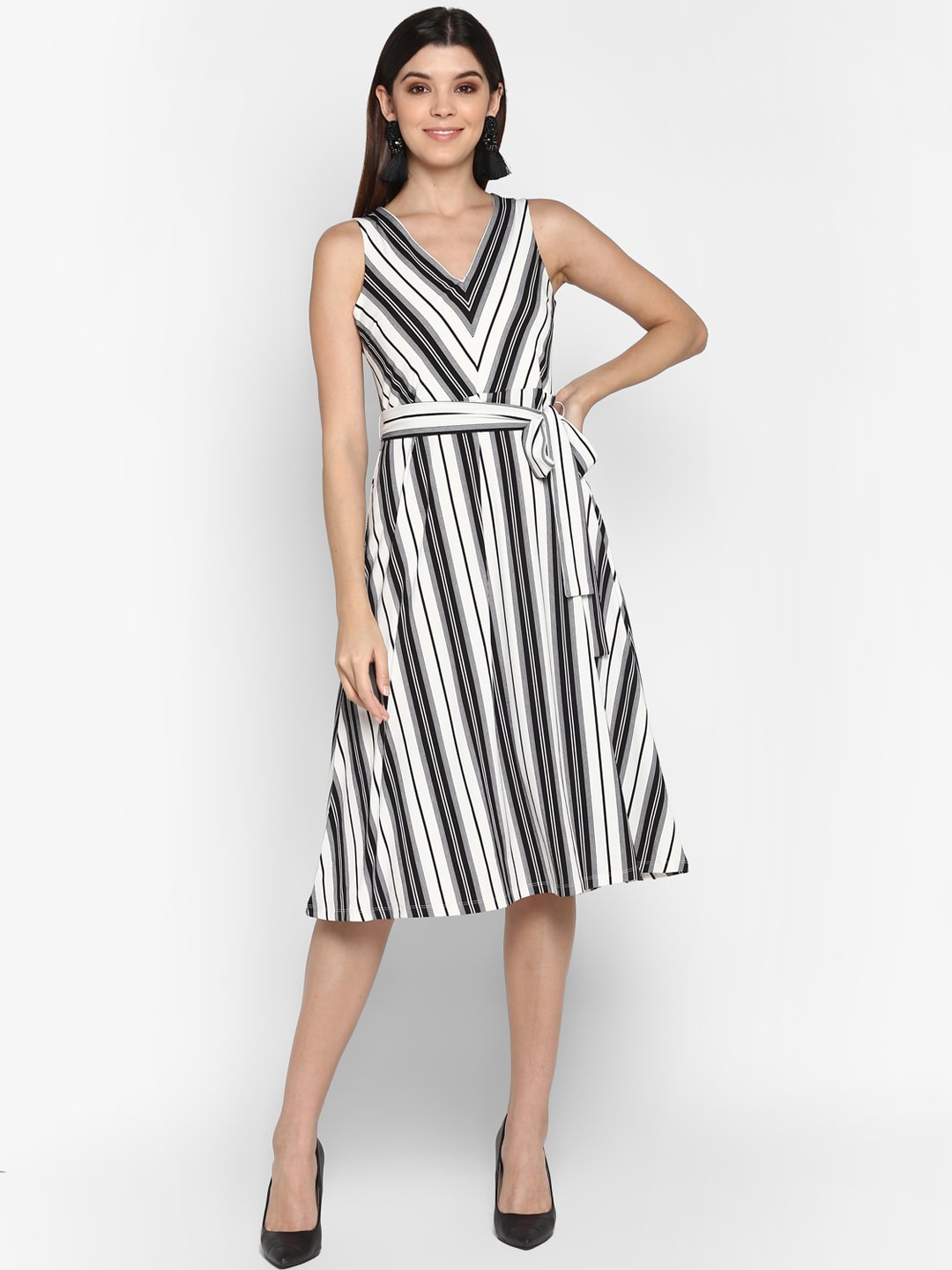 

Mode by Red Tape White Black Striped Fit flare dress