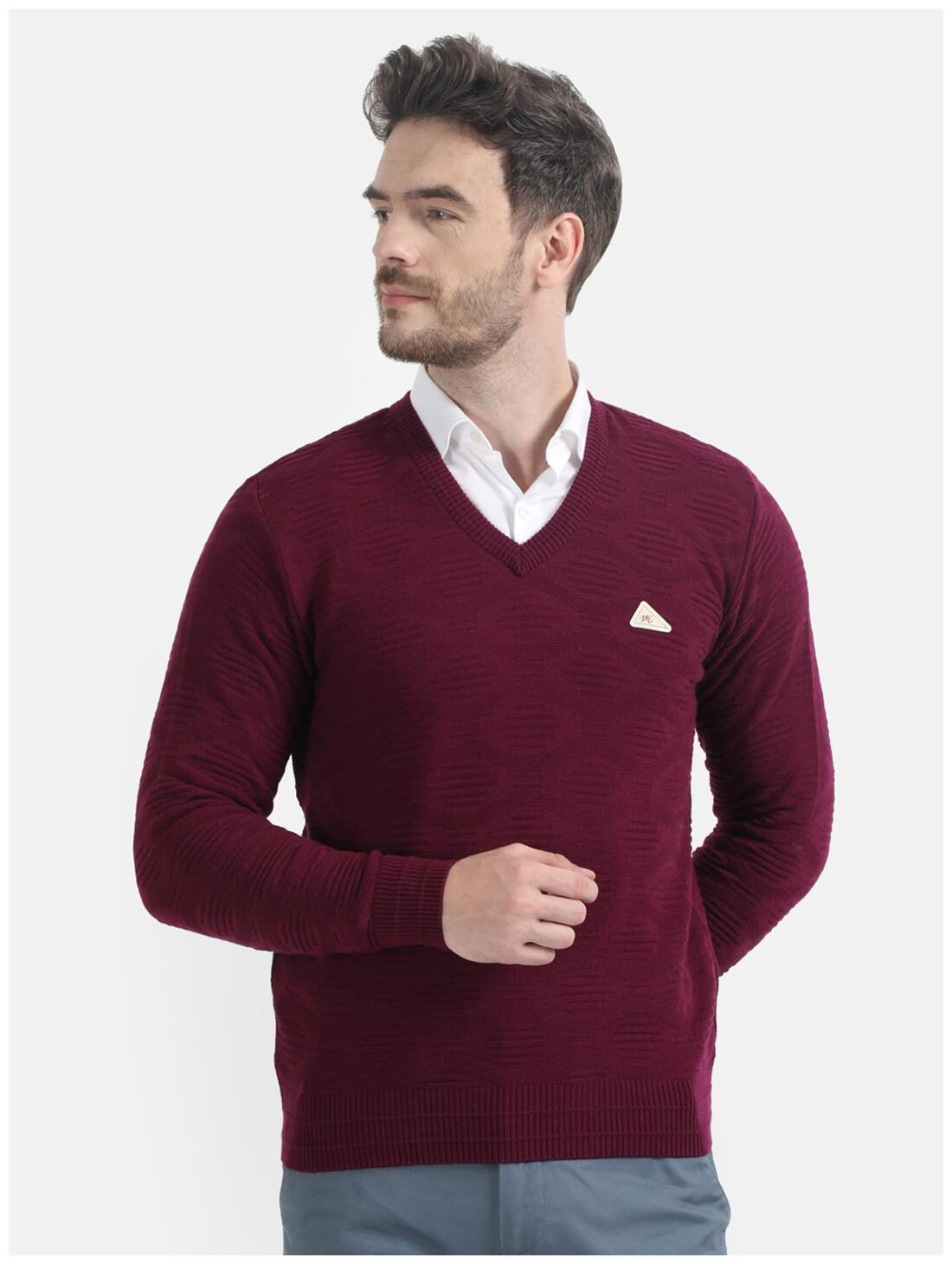 

Monte Carlo Men Maroon V neck Pullover