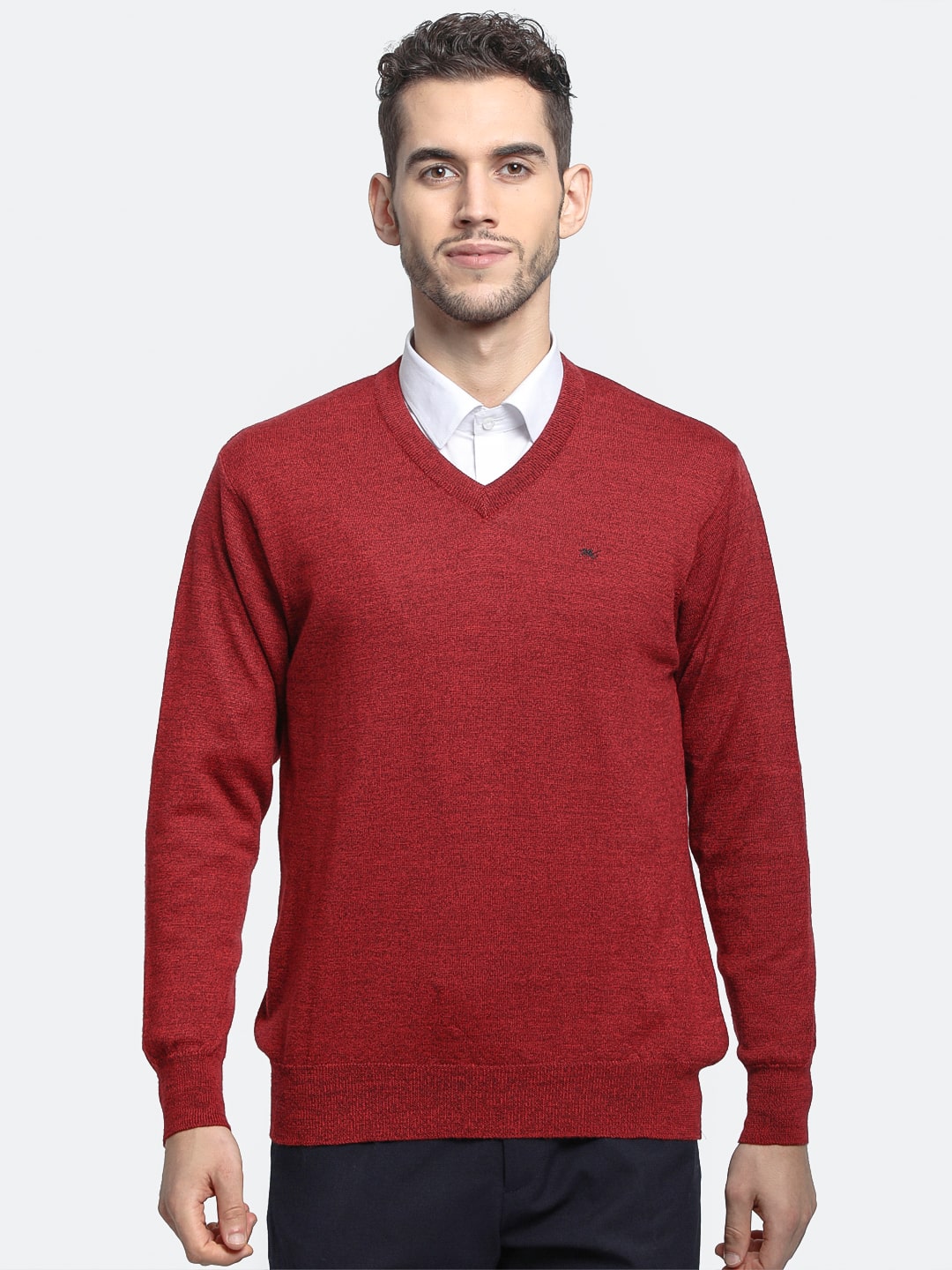 

Monte Carlo Men Red V neck Pullover