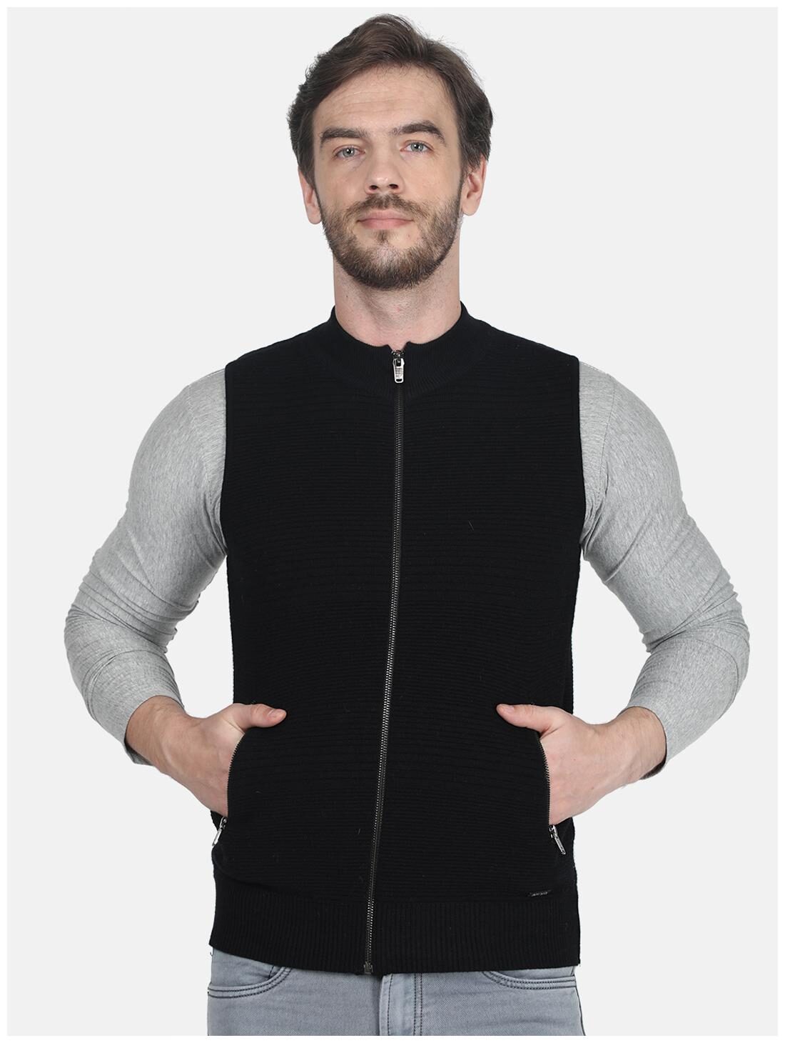 

Monte Carlo Men Black Turtle neck Longline sweater