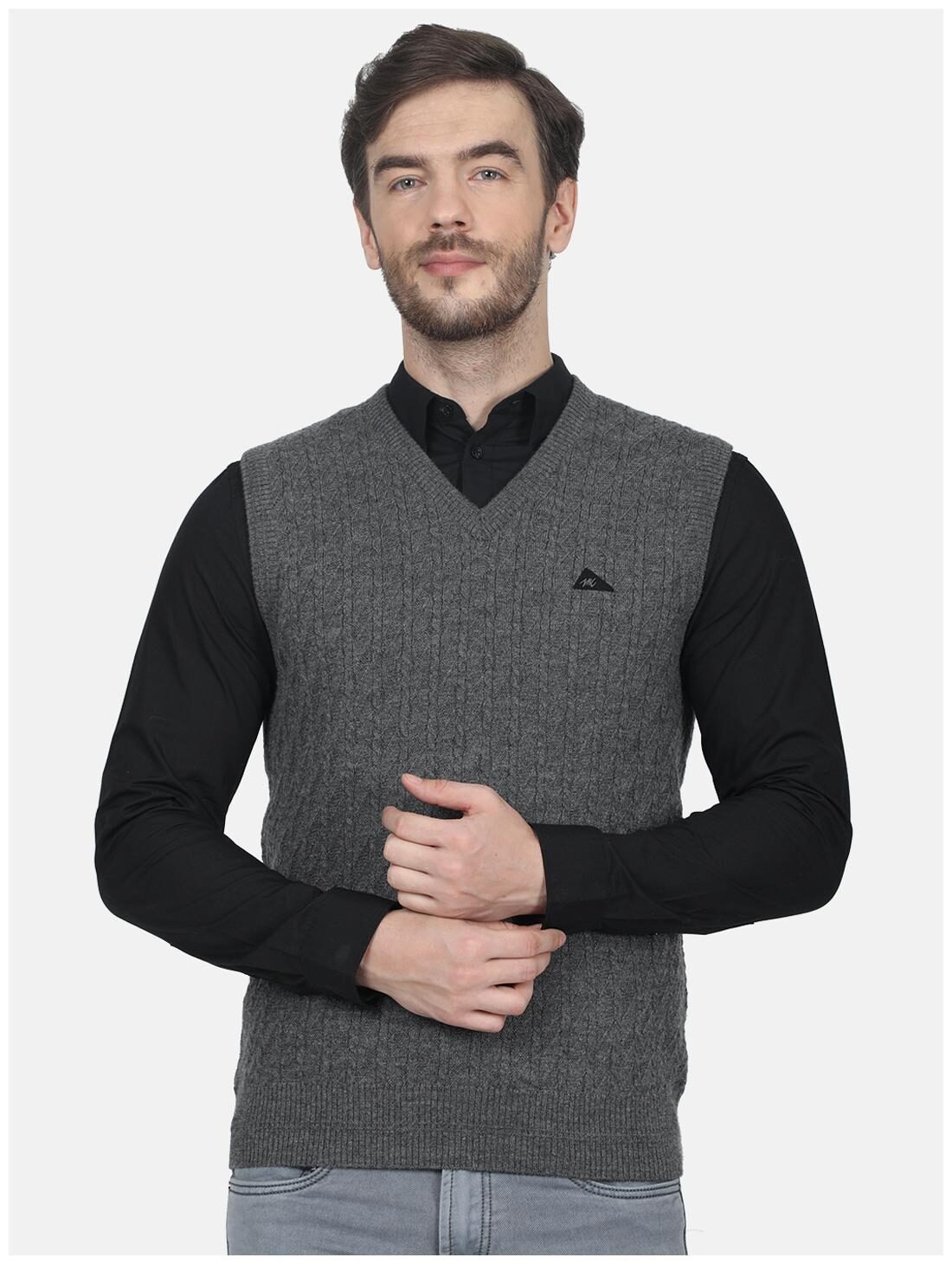 

Monte Carlo Men Grey V neck Longline sweater