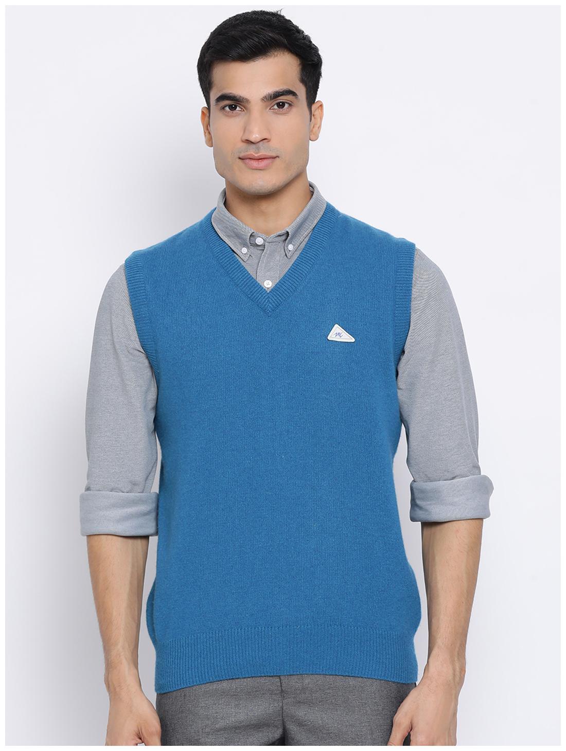 

Monte Carlo Men Blue V neck Longline sweater