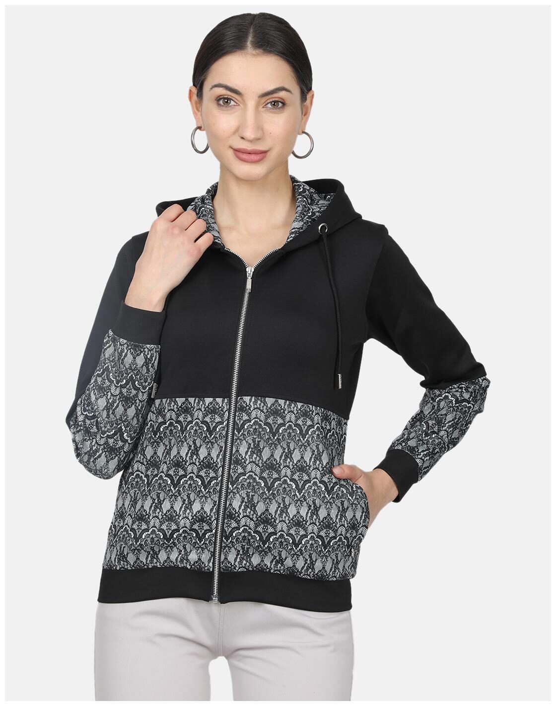 

Monte Carlo Women Printed Sweatshirt - Black