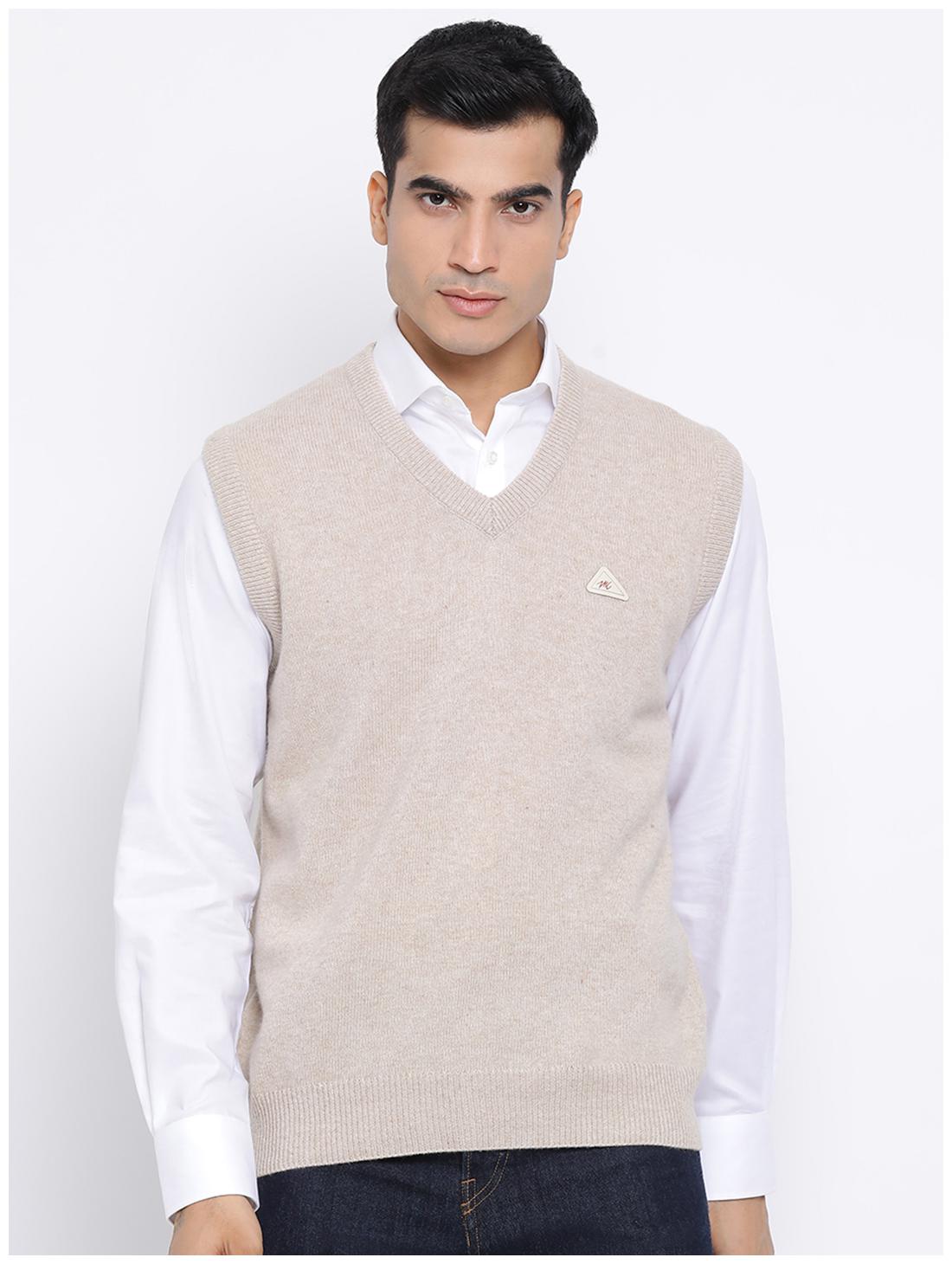 

Monte Carlo Men Beige V neck Longline sweater