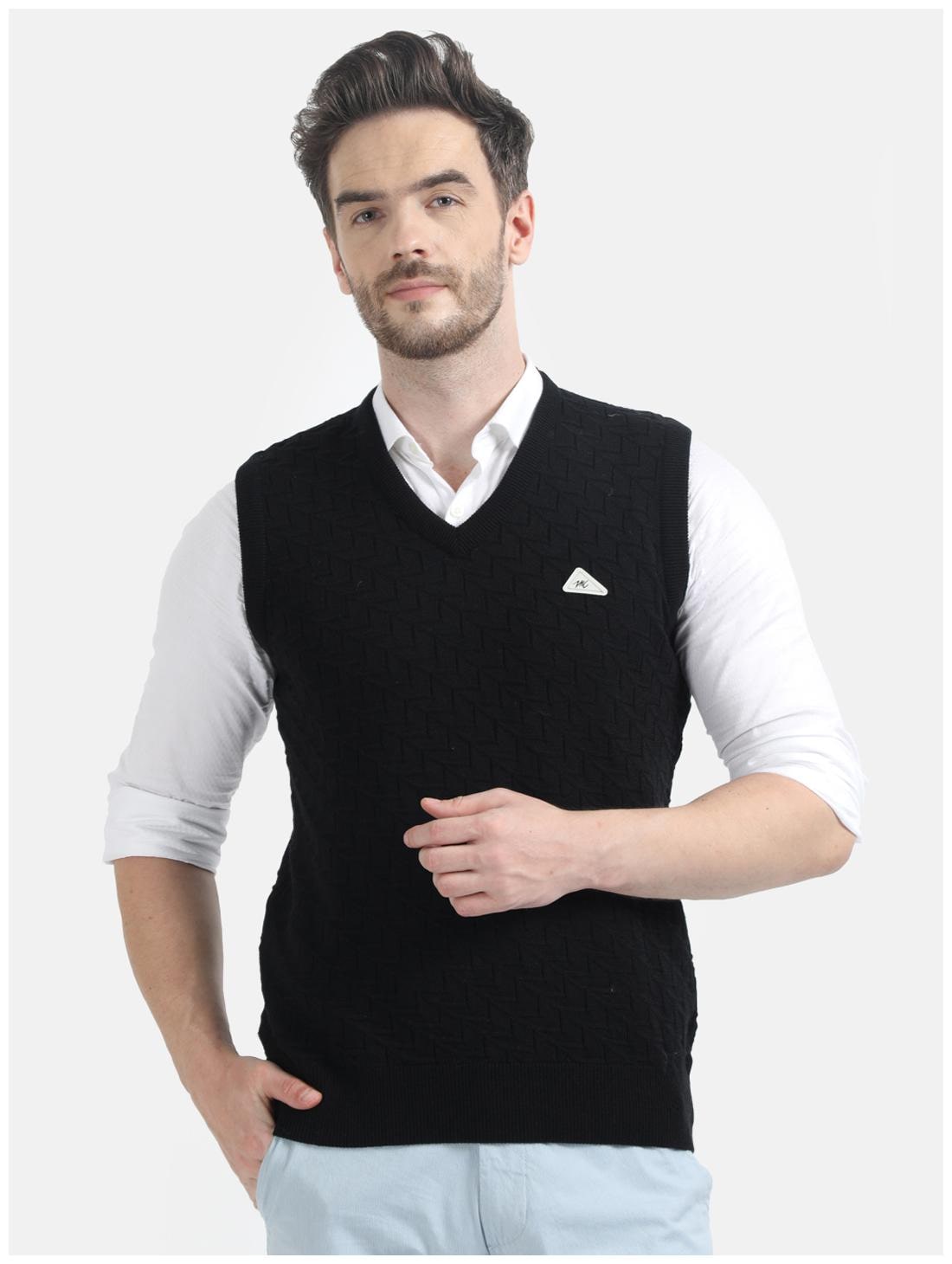 

Monte Carlo Men Black V neck Longline sweater