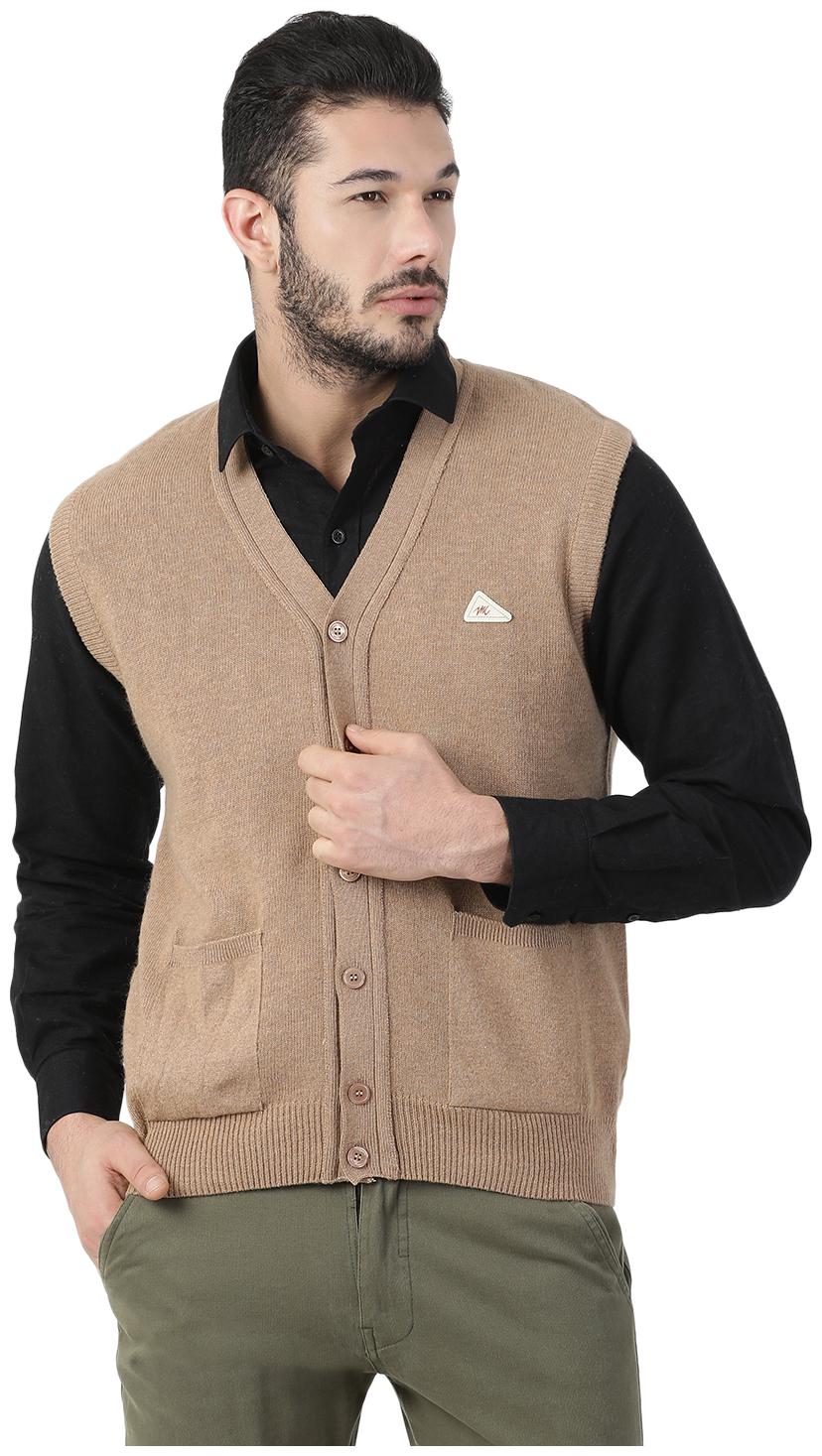 

Monte Carlo Men Beige V neck Cardigan